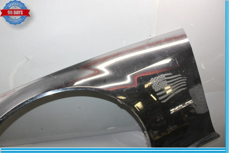 Load image into Gallery viewer, 04-09 Cadillac XLR Front Left Driver Side Fender Cover Panel 10352517 Oem
