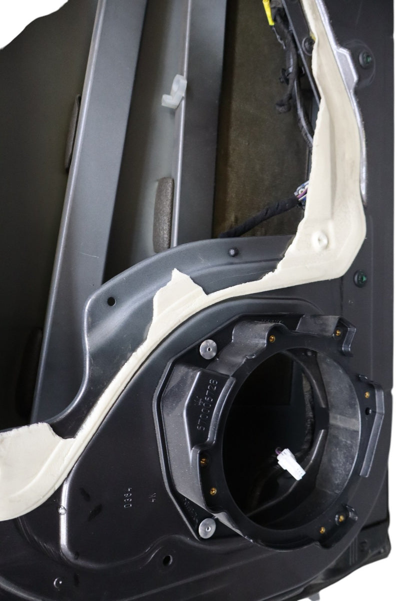 Load image into Gallery viewer, 14-22 Maserati Quattroporte M156 Front Right Passenger Side Door Panel Gray Oem
