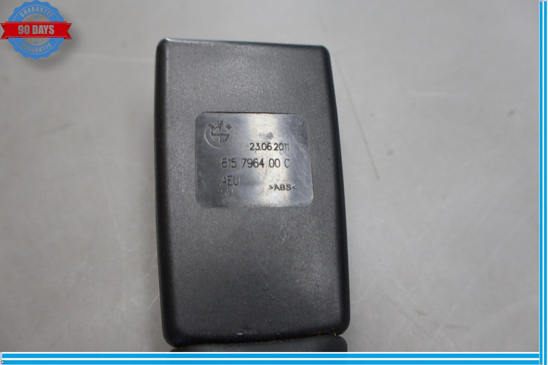 Load image into Gallery viewer, 10-15 BMW 740i 750Li xDrive Front Right Seatbelt Seat Belt Buckle Oem
