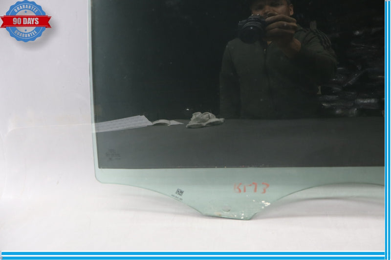 Load image into Gallery viewer, 11-18 Audi A8 A8L Quattro Rear Left Driver Side Door Window Auto Glass Oem
