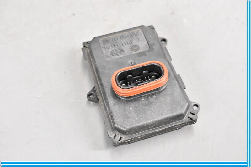 Load image into Gallery viewer, 11-17 Volkswagen VW Touareg HID / Xenon Headlight Power Module 8U0941329 Oem
