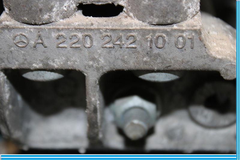 Load image into Gallery viewer, 00-02 Mercedes W220 S500 S430 Transfer Case 2202421001 Oem
