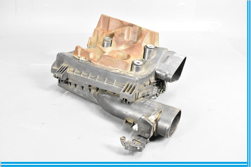 Load image into Gallery viewer, 07-17 Lexus LS460 Right Passenger Engine Air Cleaner Filter Box 17701-38120 Oem
