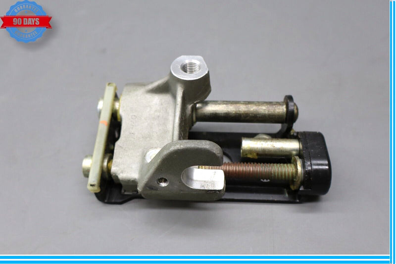 Load image into Gallery viewer, 96-02 Mercedes R129 SL500 SL320 Front Right Seat Headrest Adjust Motor Oem
