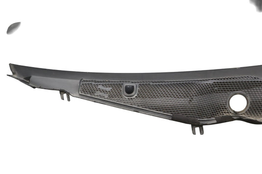 06-18 Mercedes W212 C350 E350 CLS550 Front Windshield Cowl Vent Grille Panel Oem