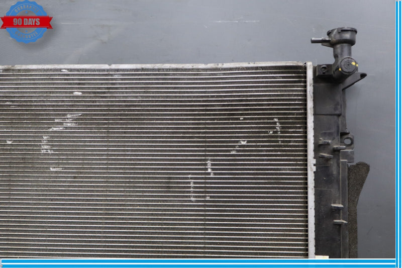 Load image into Gallery viewer, 15-18 Hyundai Genesis G80 Sedan Engine Motor Coolant Radiator Oem
