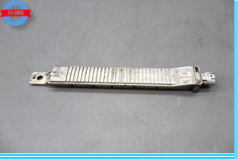 Load image into Gallery viewer, 03-04 Mercedes R230 SL500 Left Side Tire Pressure Monitoring Antenna Sensor Oem
