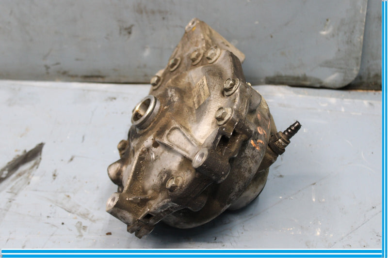 Load image into Gallery viewer, 07-10 BMW X5 E70 Front Differential Diff Axle Carrier Oem
