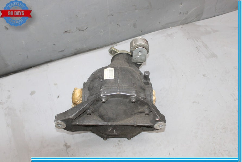 Load image into Gallery viewer, 08-16 Mercedes E350 C350 RWD Rear Differential Diff Axle Carrier Assembly Oem

