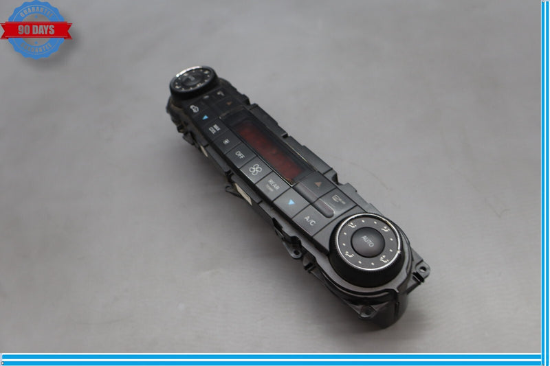 Load image into Gallery viewer, 06-11 Mercedes W219 CLS550 A/C AC Heater Climate Control Unit Black Oem
