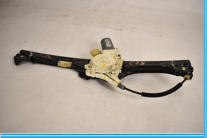 Load image into Gallery viewer, 2007 - 2013 BMW X5 E70 REAR RIGHT PASSENGER SIDE WINDOW REGULATOR W/ MOTOR OEM
