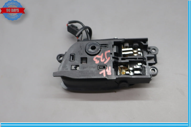 Load image into Gallery viewer, 11-13 Hyundai Equus Rear Left Driver Side Inner Door Handle 82613V1000 Oem
