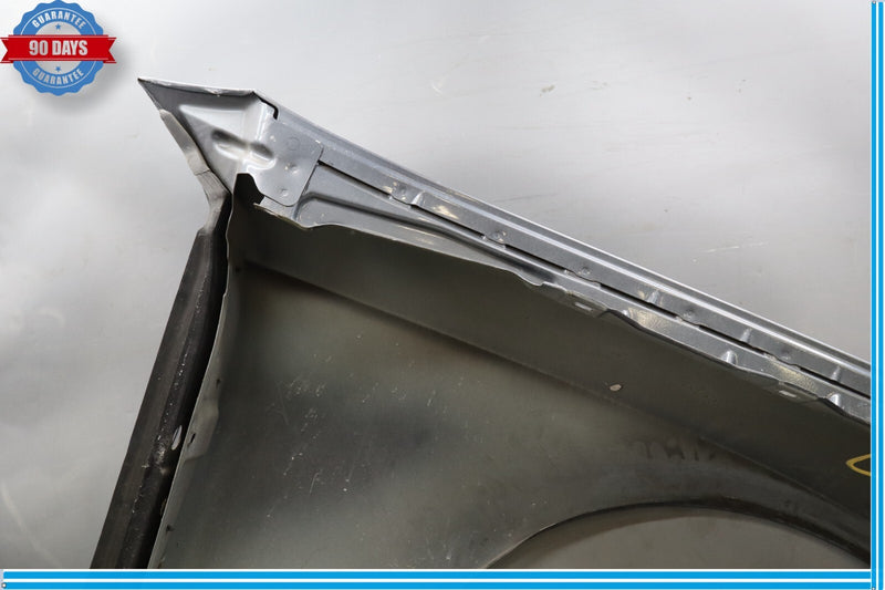 Load image into Gallery viewer, 06-11 Mercedes CLS550 W219 Front Left Driver Side Fender Assembly Oem
