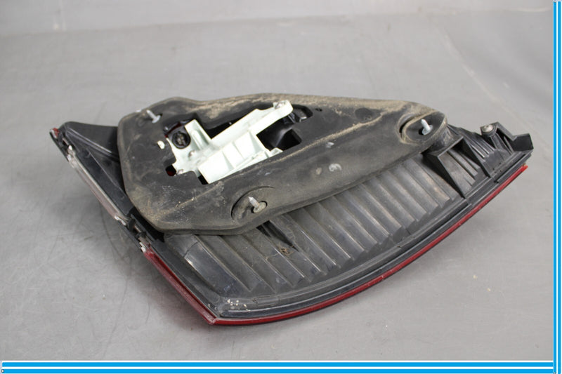 Load image into Gallery viewer, 07-09 Mercedes S550 S600 W221 Right Passenger Tail Light Lamp 2218200464 Oem
