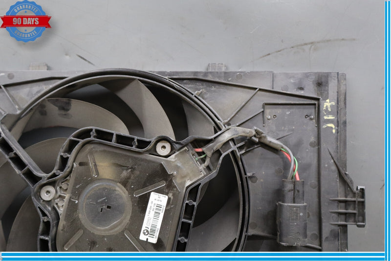 Load image into Gallery viewer, 14-21 BMW i3 I01 Hybrid Engine Radiator Cooling Fan Motor Shroud 8641949 Oem
