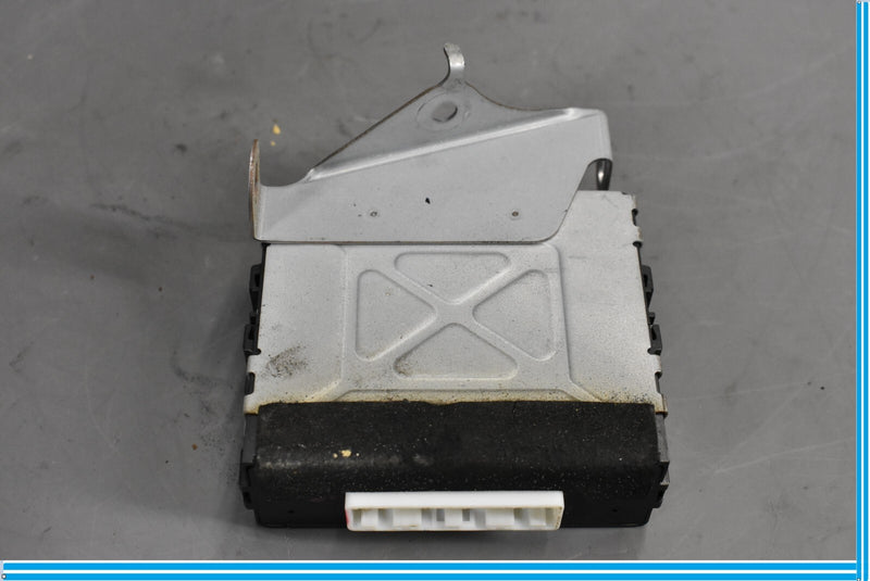 Load image into Gallery viewer, 02-05 Lexus SC430 Anti Theft Warning Alarm Control Module Unit ECU Oem
