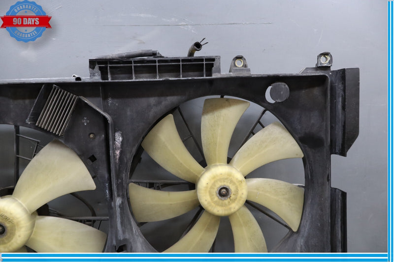 Load image into Gallery viewer, 01-06 Lexus LS430 XF30 Engine Radiator Cooling Fan Assembly 8925730040 Oem
