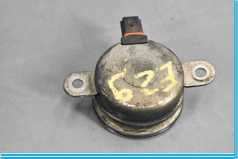 Load image into Gallery viewer, 10-20 Jaguar XJ XJL Land Range Rover Timing Control Valve 8W936M280AD Oem

