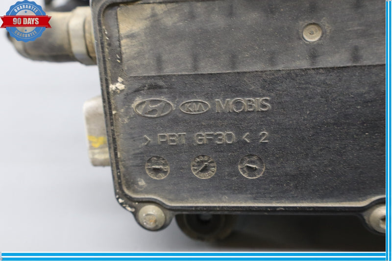 Load image into Gallery viewer, 15-17 Hyundai Genesis G80 Emergency Parking Brake Actuator Motor W/Cable Oem
