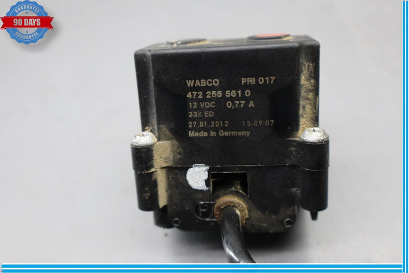 Load image into Gallery viewer, 10-13 BMW  535i GT xDrive Air Suspension Air Transfer Relief Valve Block Oem
