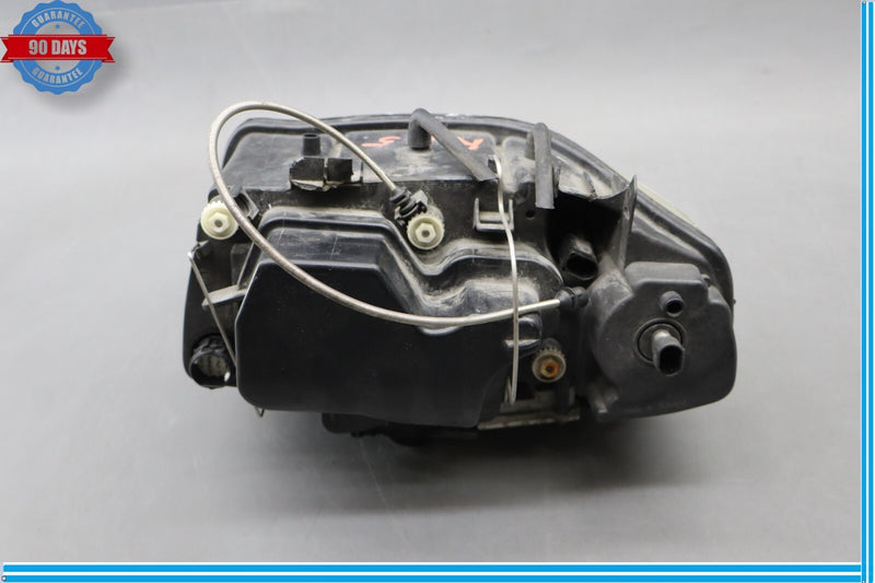 Load image into Gallery viewer, 03-08 Maserati Quattroporte Front Right Side Headlight Lamp Bi Xenon Oem
