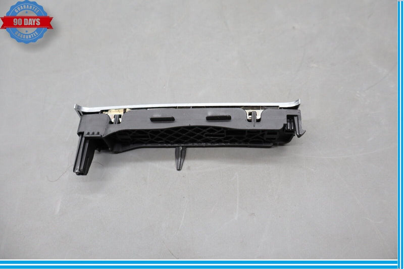 Load image into Gallery viewer, 07-15 Audi Q7 Shifter Selector Indicator Display Unit 4L1713463A Oem
