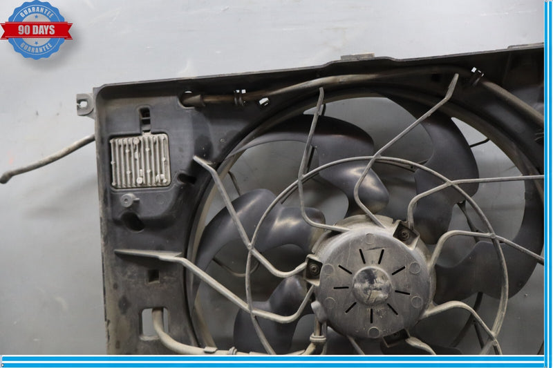 Load image into Gallery viewer, 15-17 Hyundai Genesis Engine Motor Cooling Radiator Fan Assembly Oem
