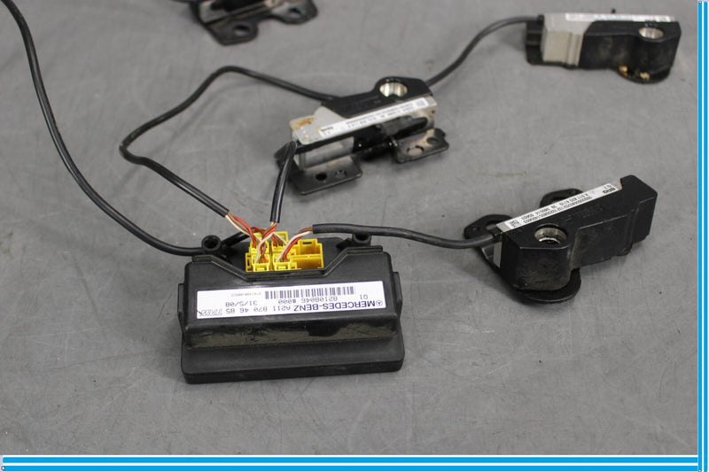 Load image into Gallery viewer, 06-13 Mercedes GL550 GL450 Right Seat Weight Sensor Control Module Oem
