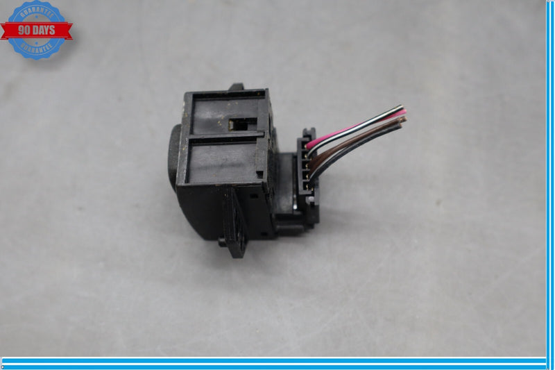 Load image into Gallery viewer, 03-07 Hummer H2 Rear Seat Heat Control Switch Button Black 15083095 Oem
