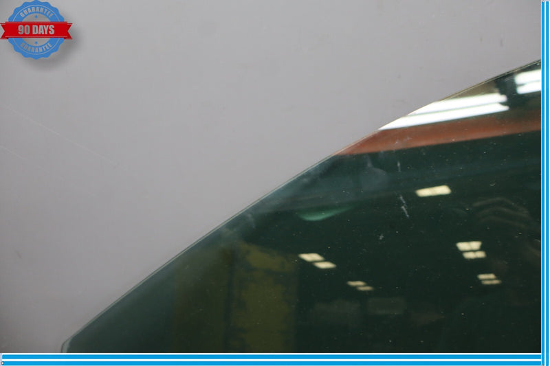 Load image into Gallery viewer, 15-16 Hyundai Genesis Front Left Driver Side Door Window Auto Glass Oem
