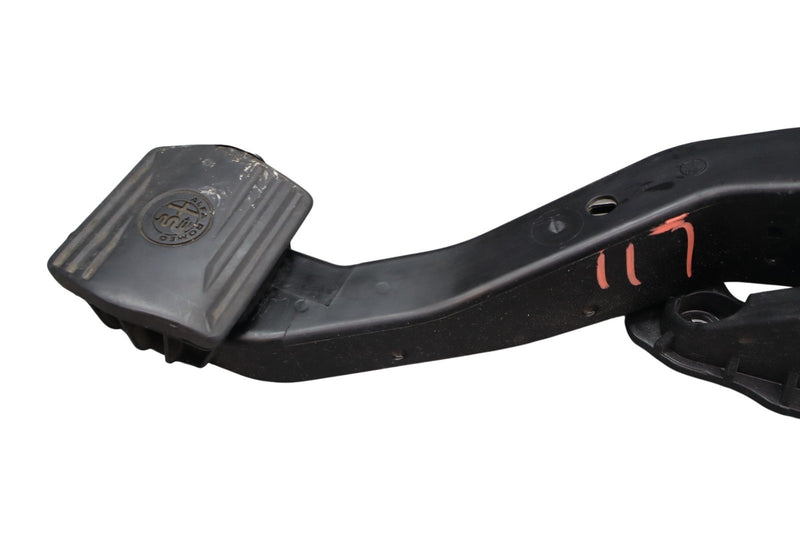 Load image into Gallery viewer, 17-22 Alfa Romeo Giulia 952 Brake Foot Stop Pedal W/ Bracket 00505436200 Oem
