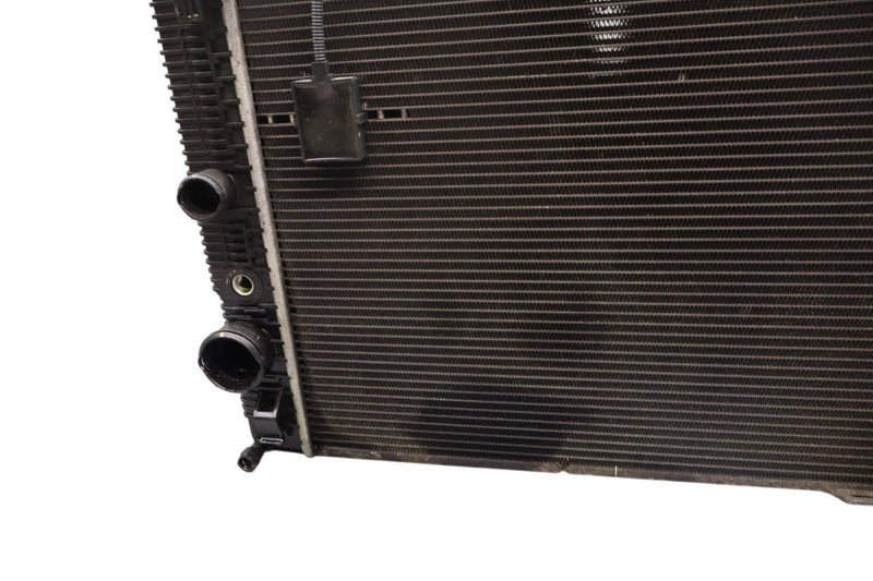 Load image into Gallery viewer, 08-15 Mercedes W212 E350 C300 Engine Motor Water Cooling Radiator 2045003003 Oem
