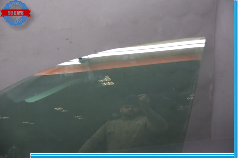 Load image into Gallery viewer, 10-15 Jaguar XJL X351 Front Left Driver Side Door Window Glass Oem
