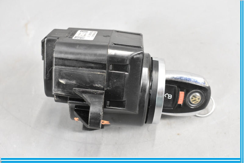 Load image into Gallery viewer, 11-14 Volkswagen VW Touareg Engine Start Ignition Switch Button Oem
