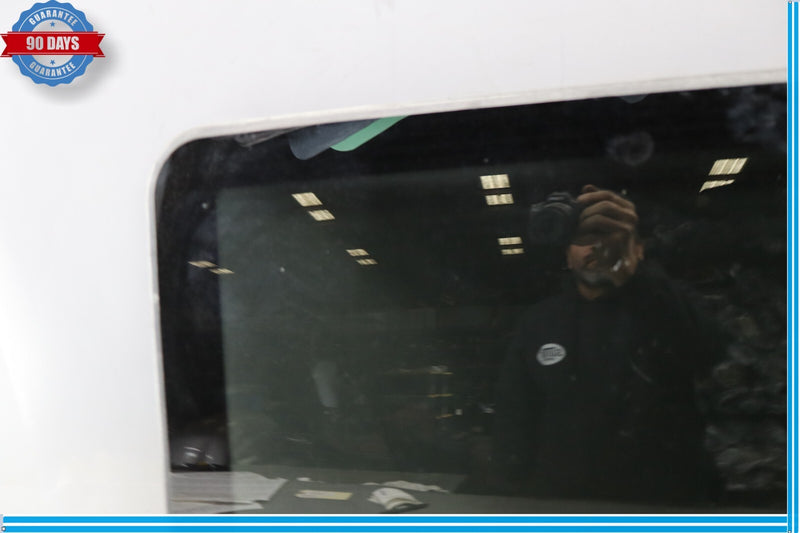 Load image into Gallery viewer, 07-13 Mercedes W221 S400 S550 Top Upper Sunroof Sun Roof Glass Panel Oem
