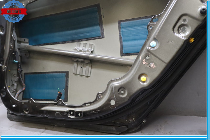 Load image into Gallery viewer, 11-16 Hyundai Equus Rear Right Passenger Side Exterior Door Shell Panel Oem
