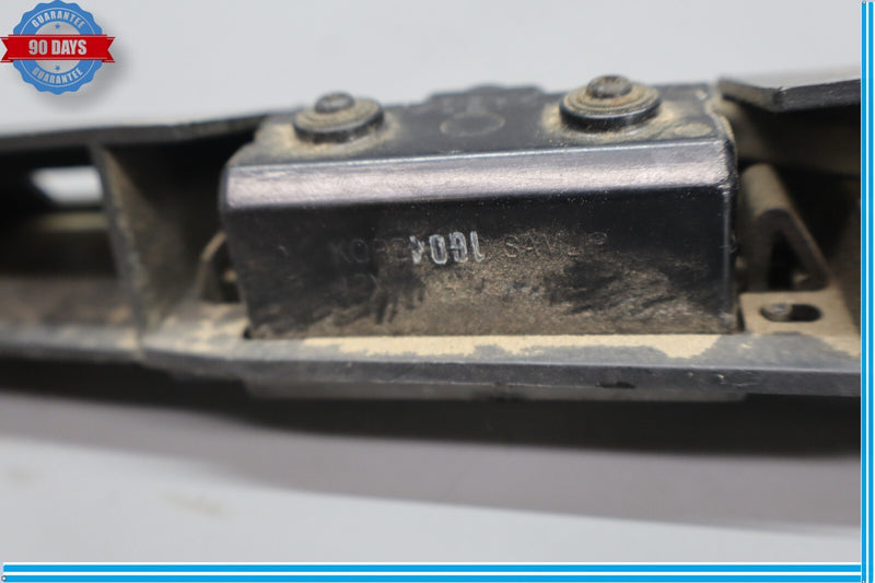 Load image into Gallery viewer, 11-16 Hyundai Equus SIG Rear Trunk Lid License Plate Lamp Assembly Black Oem
