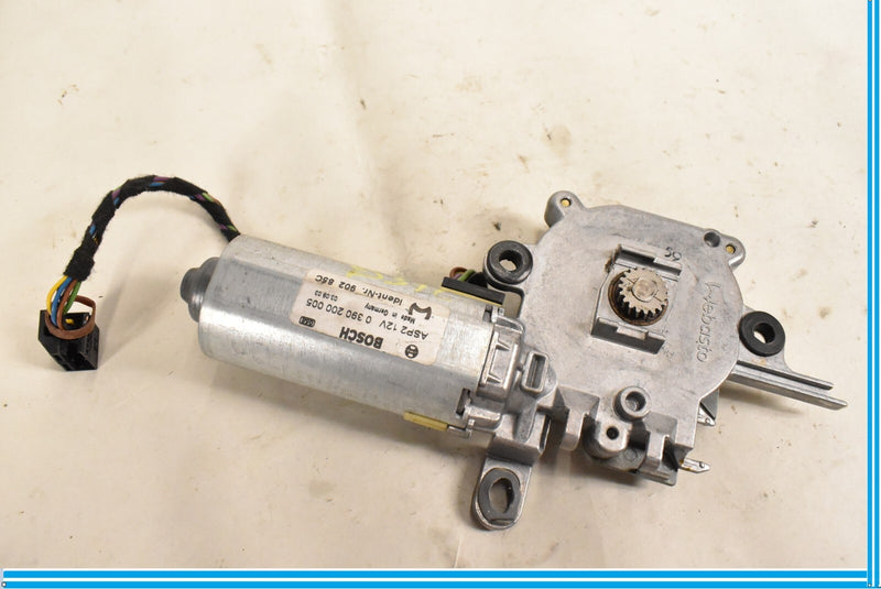 Load image into Gallery viewer, 00-06 Mercedes CL500 CL600 W215 Sunroof Sun Roof Motor 2208203842 Oem
