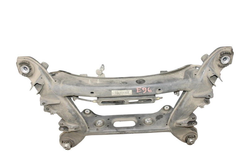 Load image into Gallery viewer, 10-18 Mercedes-Benz E350 CLS400 CLS550 Rear Subframe Sub Frame Crossmember OEM
