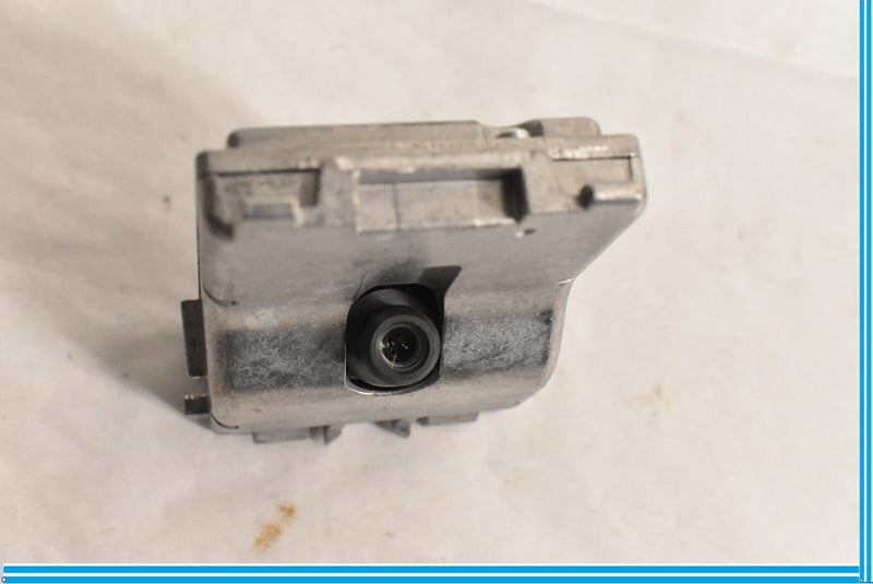 Load image into Gallery viewer, 14-17 Maserati Ghibli Lane Assist Camera Adaptive Cruise Module Unit 670101172
