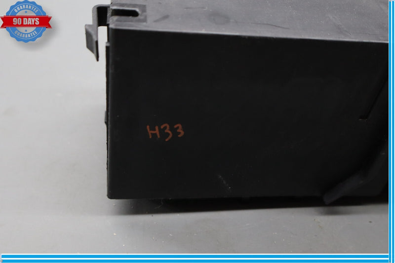 Load image into Gallery viewer, 03-12 Bentley Continental Flying Spur Flying Spur Relay Fuse Box Fusebox Oem
