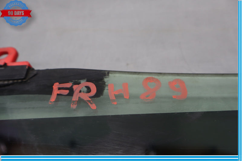 Load image into Gallery viewer, 01-06 Lexus LS430 Front Right Passenger Side Door WIndow Auto Glass Oem
