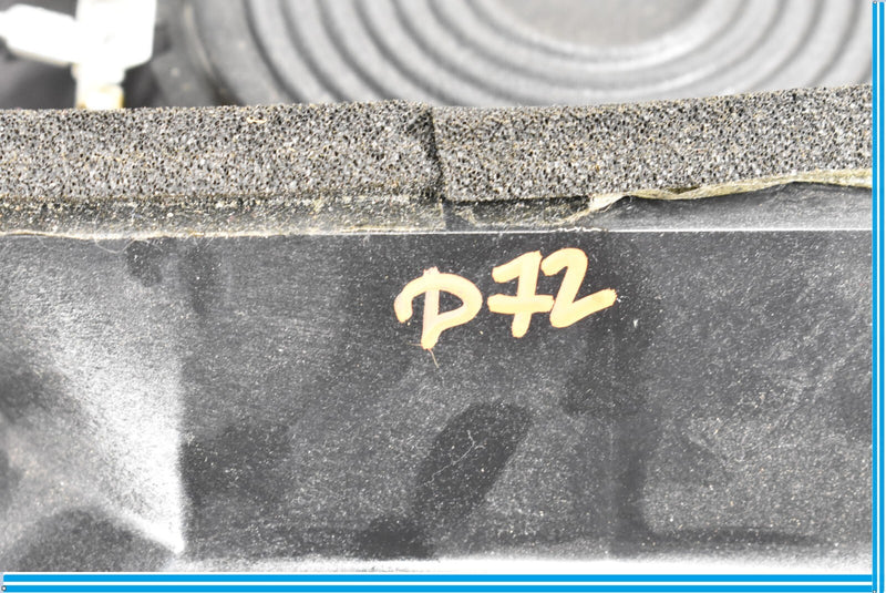 Load image into Gallery viewer, 00-06 Mercedes S500 S600 W220 Rear Deck Bose Subwoofer Speaker 2208204702 Oem
