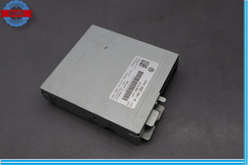 Load image into Gallery viewer, 11-17 Volkswagen Touareg Electric Reverse Camera Control Module Unit ECU Oem

