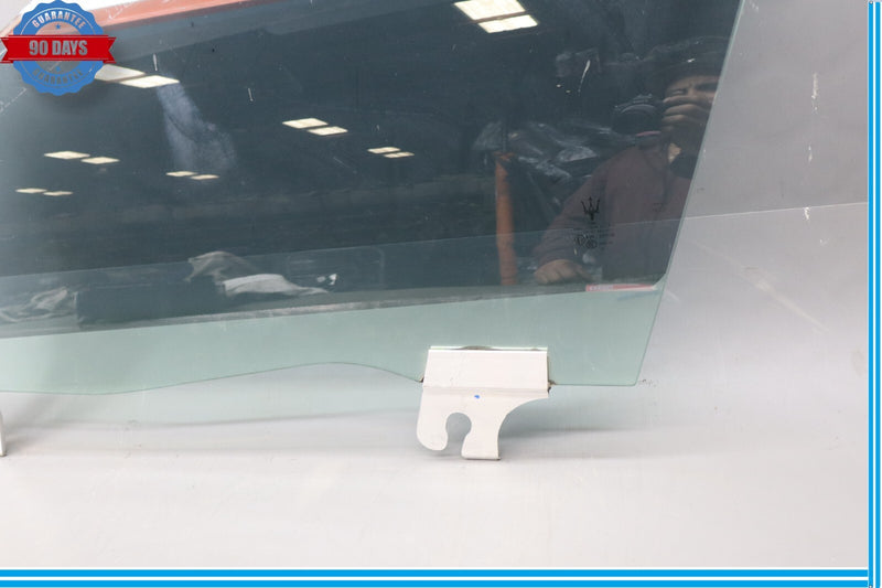 Load image into Gallery viewer, 14-22 Maserati Ghibli S Front Left Driver Side Door Window Glass Oem
