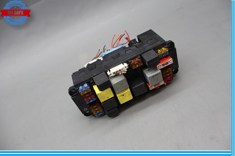Load image into Gallery viewer, 05-11 Mercedes R171 SLK280 SLK350 Front SAM Module Relay Fuse Box Oem
