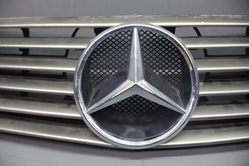 Load image into Gallery viewer, 90-02 Mercedes R129 SL500 SL600 Front Radiator Hood Grill Grille Assembly Oem
