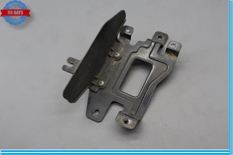 Load image into Gallery viewer, 15-19 Hyundai Genesis G80 Left Driver Side Blind Spot Radar Sensor Bracket Oem
