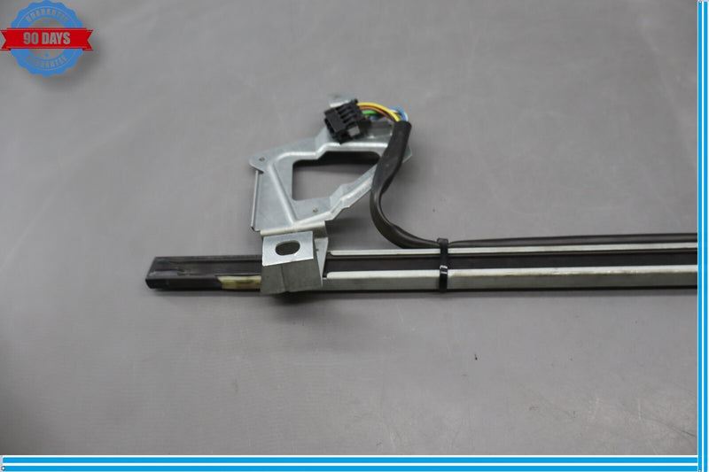 Load image into Gallery viewer, 88-93 Mercedes C124 300CE Left Driver Side Seat Belt Feeder Retainer Oem
