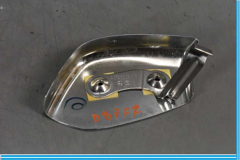 Load image into Gallery viewer, 06-11 Mercedes CLS550 CLS500 W219 Front Right Passenger Upper Door End Cap Oem
